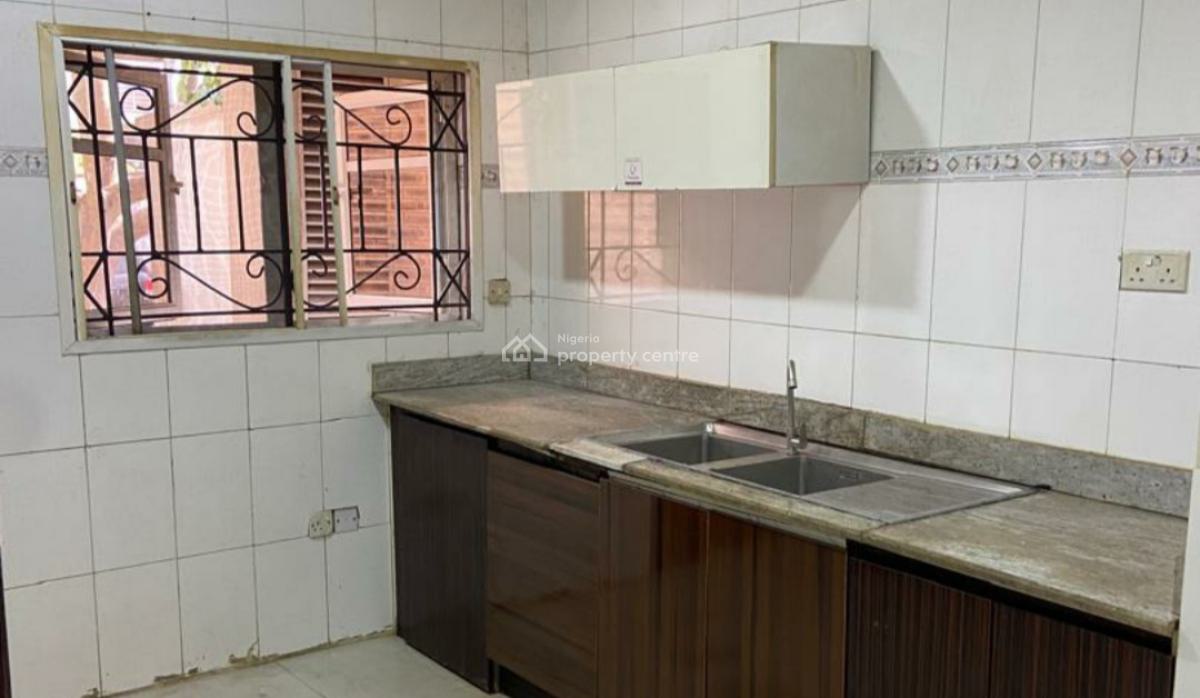 4 Bedroom Townhouse + 1 Room Bq in a Well Maintained & Serviced Estate, Oniru, Victoria Island (vi), Lagos, House for Sale