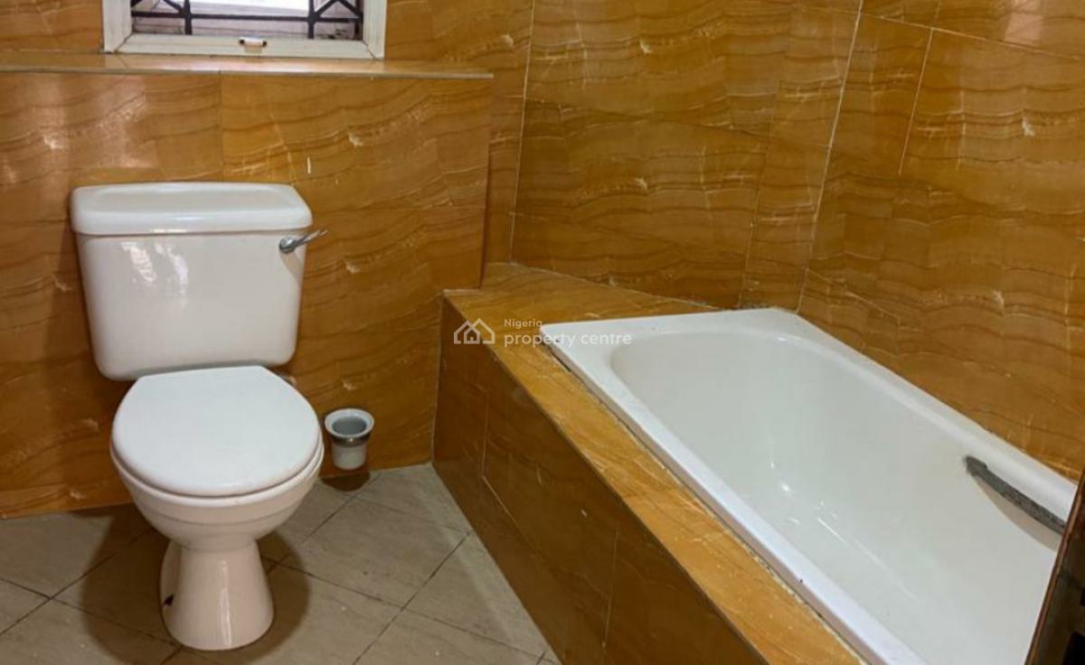 4 Bedroom Townhouse + 1 Room Bq in a Well Maintained & Serviced Estate, Oniru, Victoria Island (vi), Lagos, House for Sale