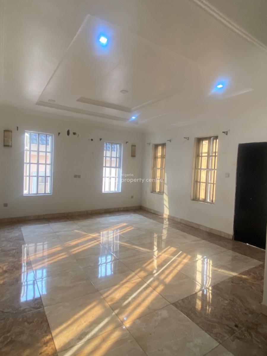 Luxury Master Bedroom with Large Balcony, Chevron Lekki Lagos, Not Negotiable, Lekki, Lagos, Self Contain (single Rooms) for Rent