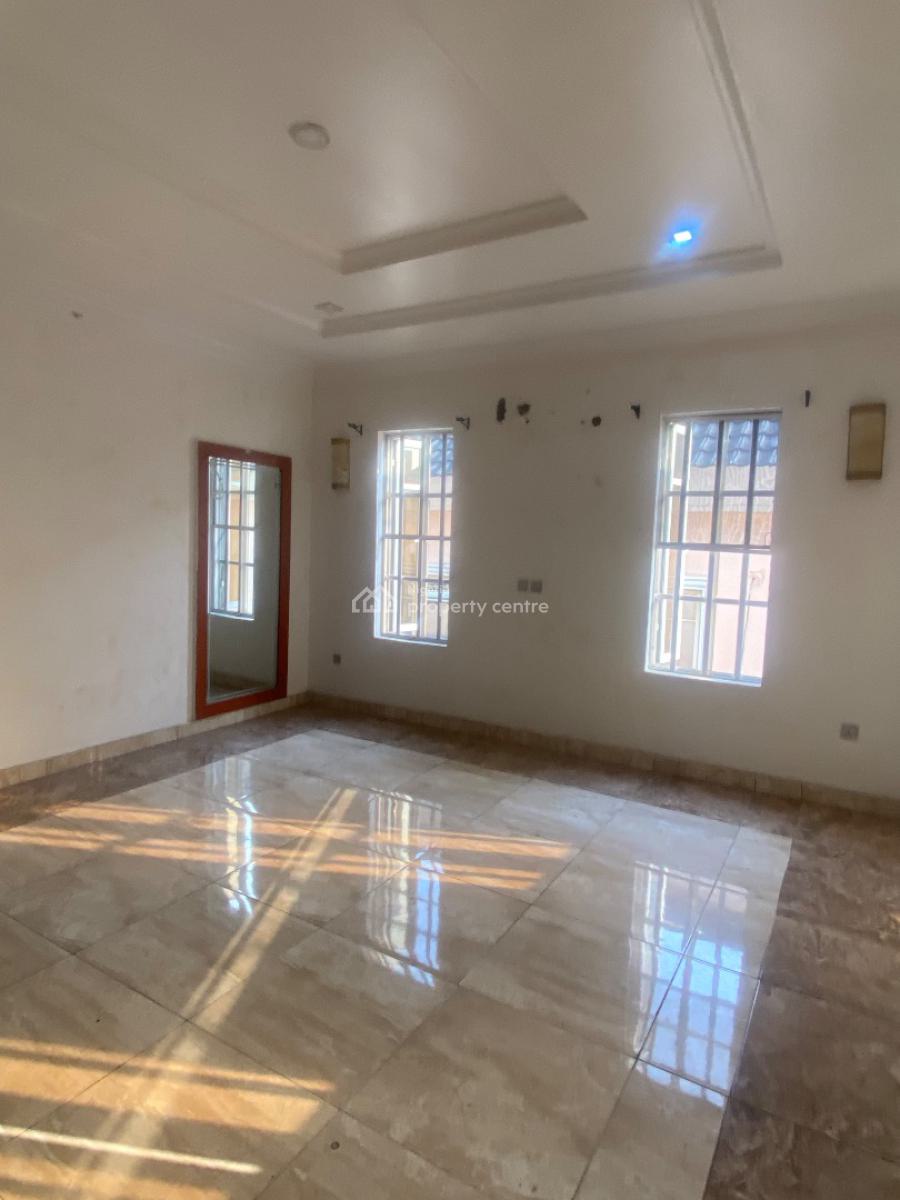 Luxury Master Bedroom with Large Balcony, Chevron Lekki Lagos, Not Negotiable, Lekki, Lagos, Self Contain (single Rooms) for Rent