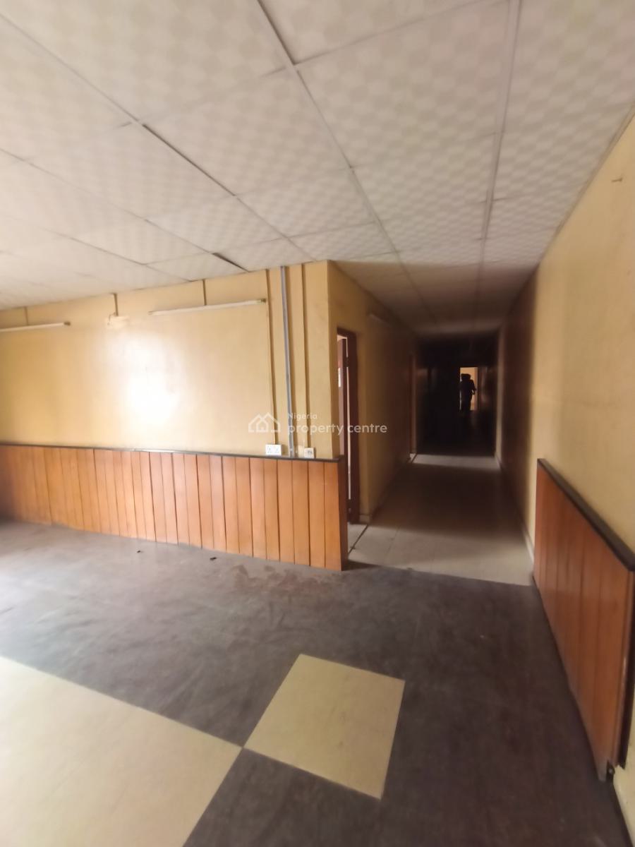 32000 Square Feet Warehouse with Exclusive Compound Plus Offices, Ilupeju, Lagos, Warehouse for Rent