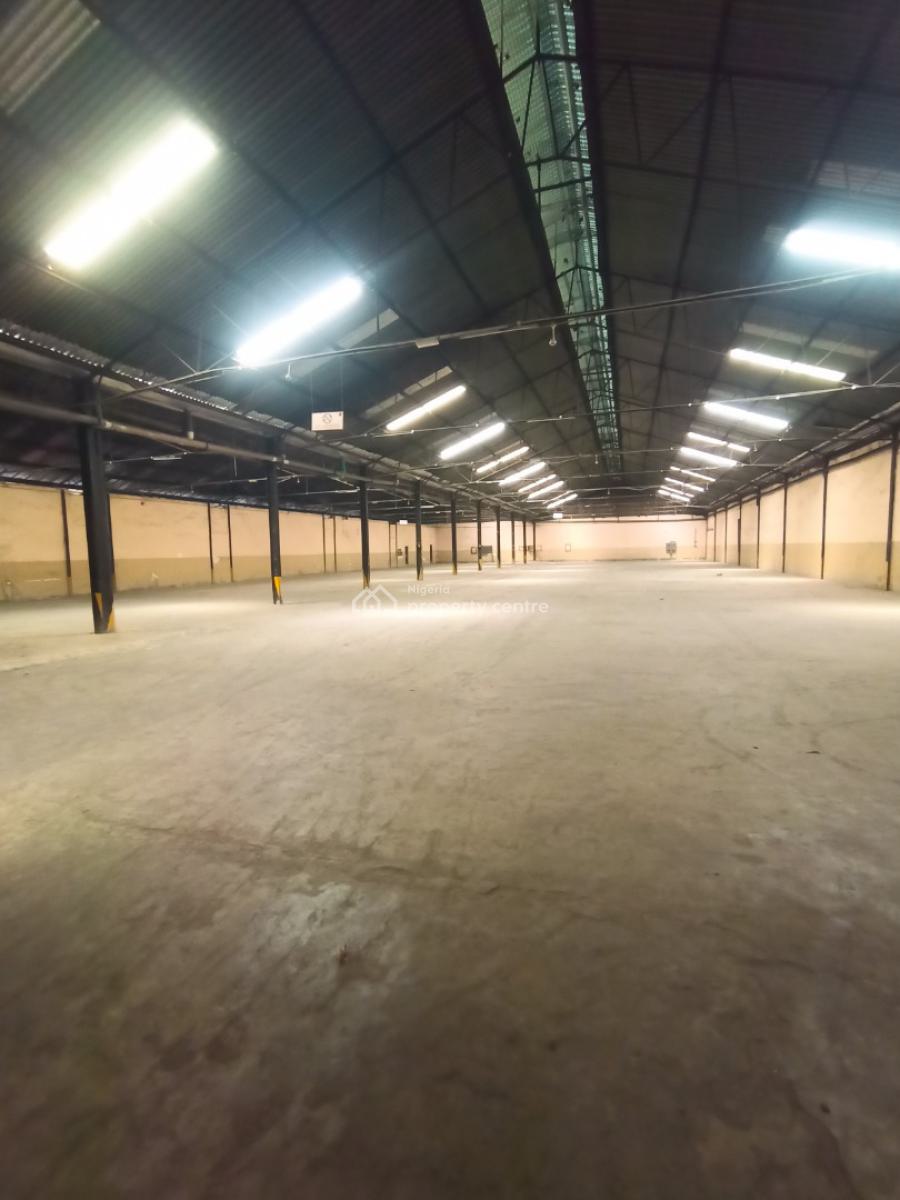 32000 Square Feet Warehouse with Exclusive Compound Plus Offices, Ilupeju, Lagos, Warehouse for Rent
