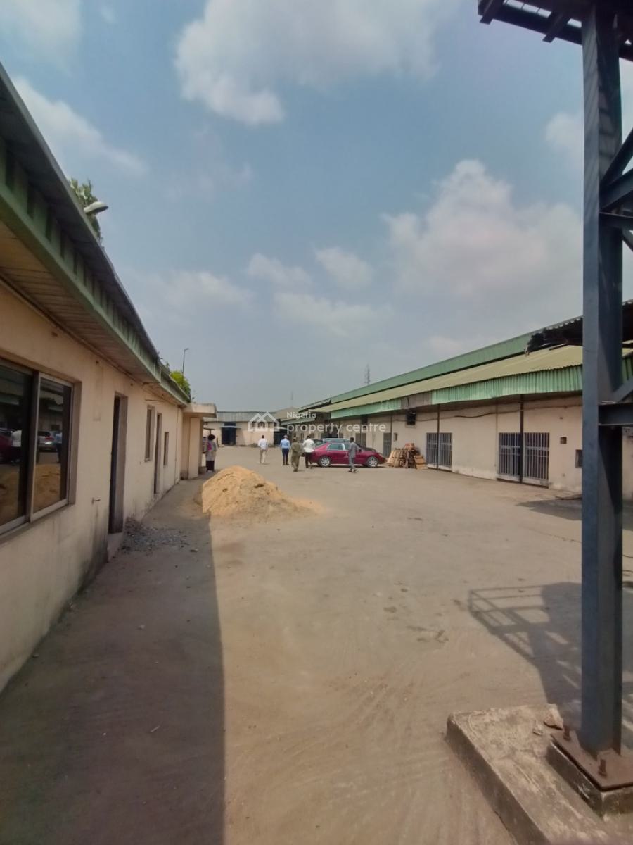 32000 Square Feet Warehouse with Exclusive Compound Plus Offices, Ilupeju, Lagos, Warehouse for Rent