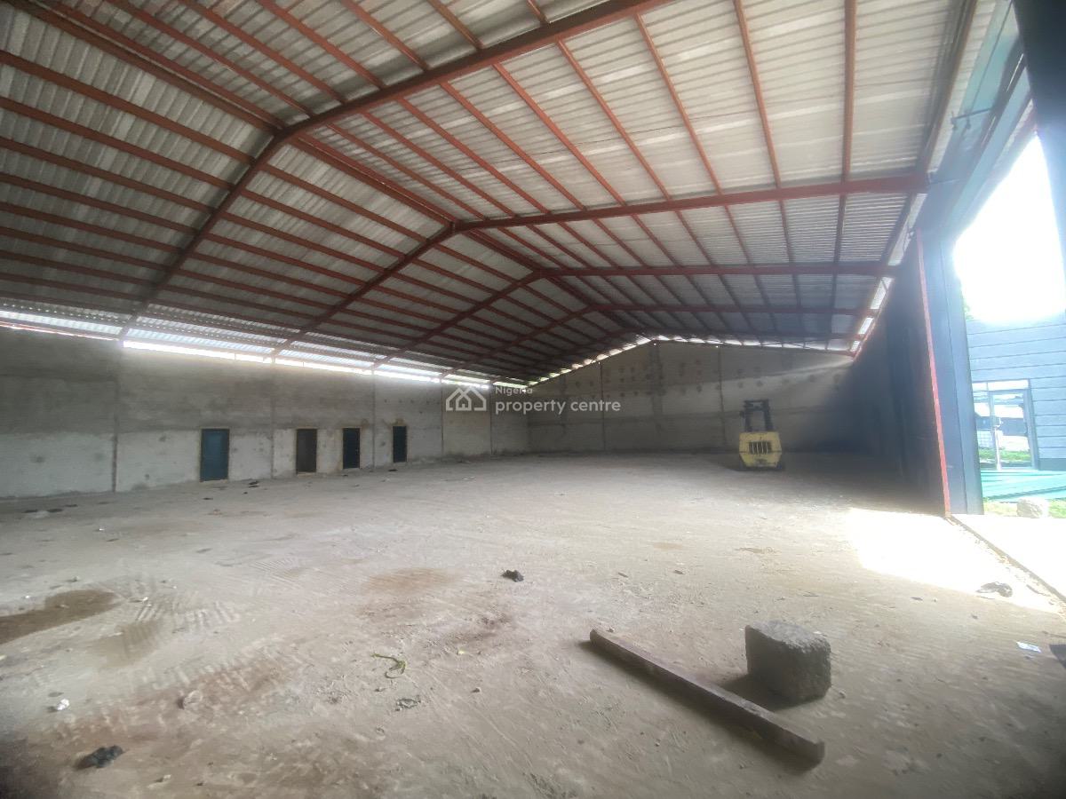 Well Located Warehouse Measuring 800 Square Meters, Trans Amadi, Trans Amadi, Port Harcourt, Rivers, Warehouse for Rent