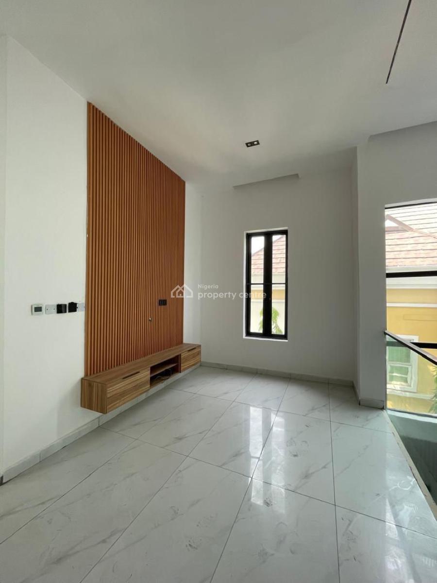 Luxurious 6 Bedroom Fully Detached Duplex with  Bq in a Secure Estate, Orchid, Lekki, Lagos, Detached Duplex for Sale