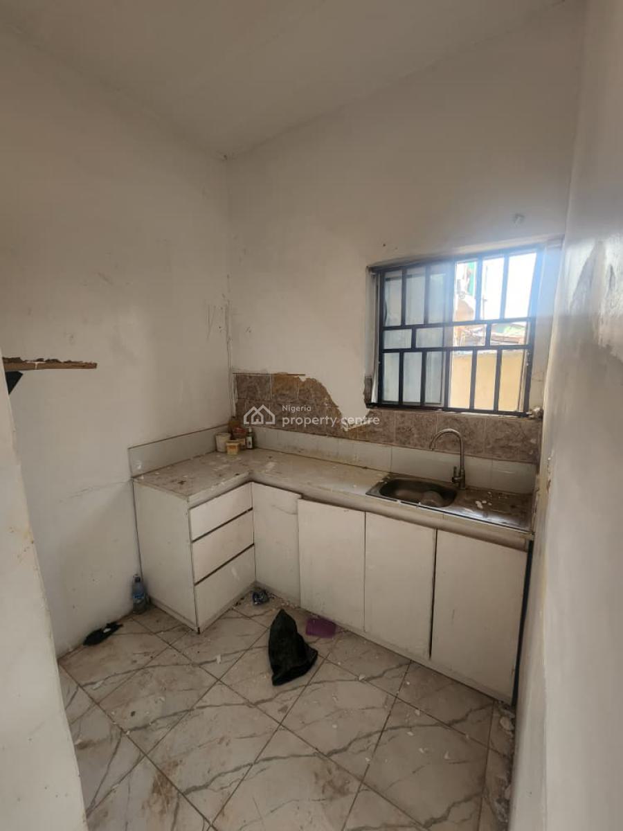 Spacious Mini Flat, Akoka, Yaba, Lagos, Mini Flat (room and Parlour) for Rent