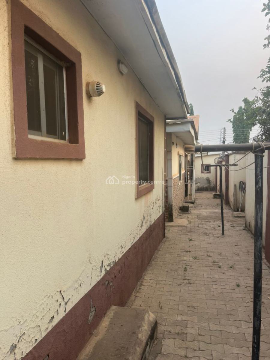 3 Bedroom Bungalow with 2 Units of Bqs, Efab Estate, Lokogoma District, Abuja, Detached Bungalow for Sale