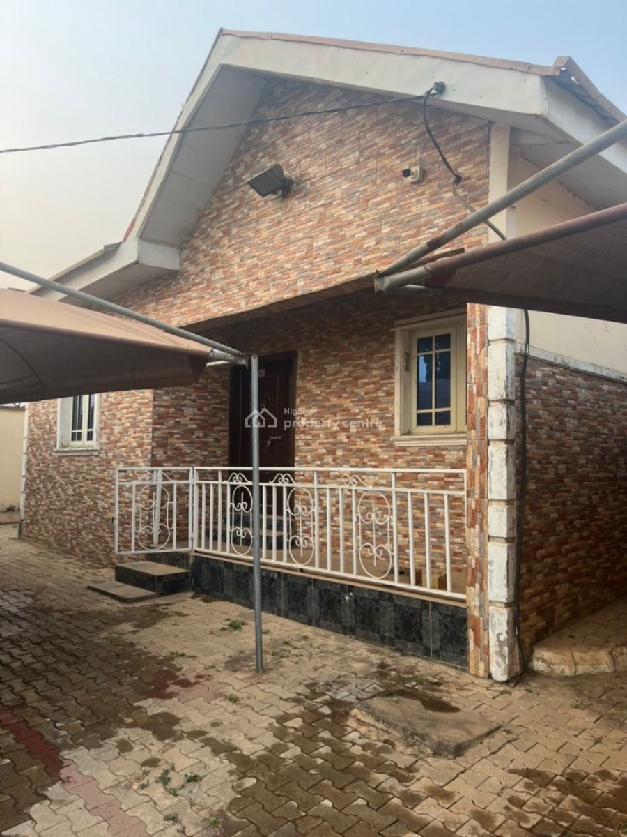 3 Bedroom Bungalow with 2 Units of Bqs, Efab Estate, Lokogoma District, Abuja, Detached Bungalow for Sale