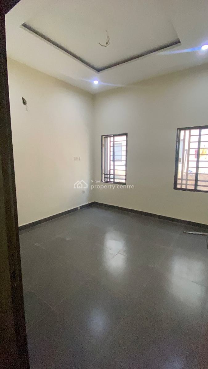 Neatly Built 3 Bedroom Flat  Dawaki, Dawaki, Dawaki, Gwarinpa, Abuja, Flat / Apartment for Rent