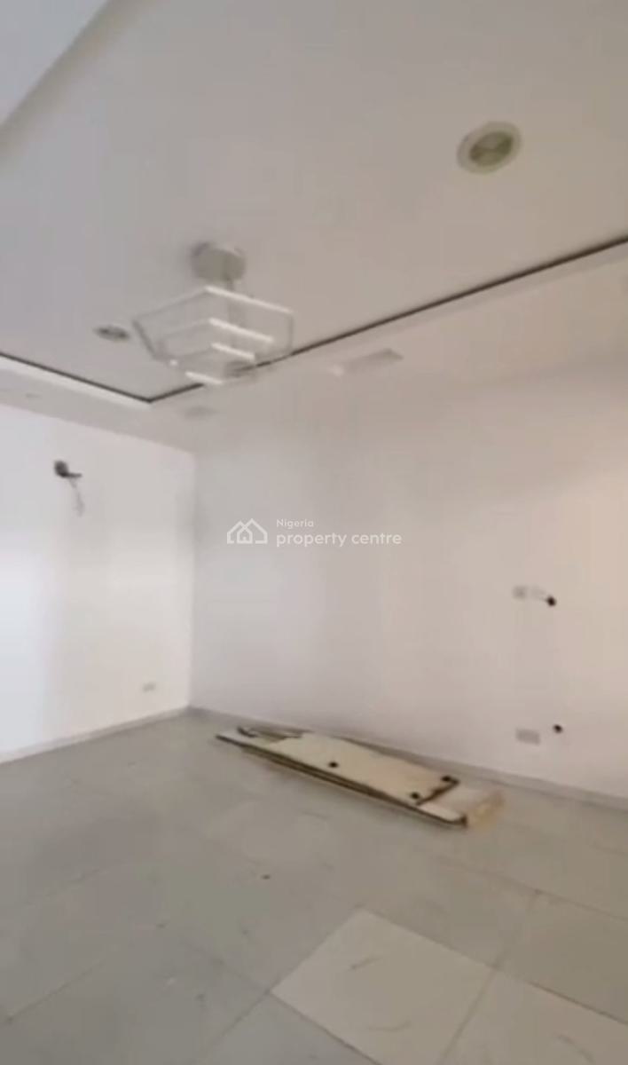 Spacious 1 Bedroom Apartment, Orchid Road Royal Pine Gate 3, Lekki, Lagos, Mini Flat (room and Parlour) for Rent