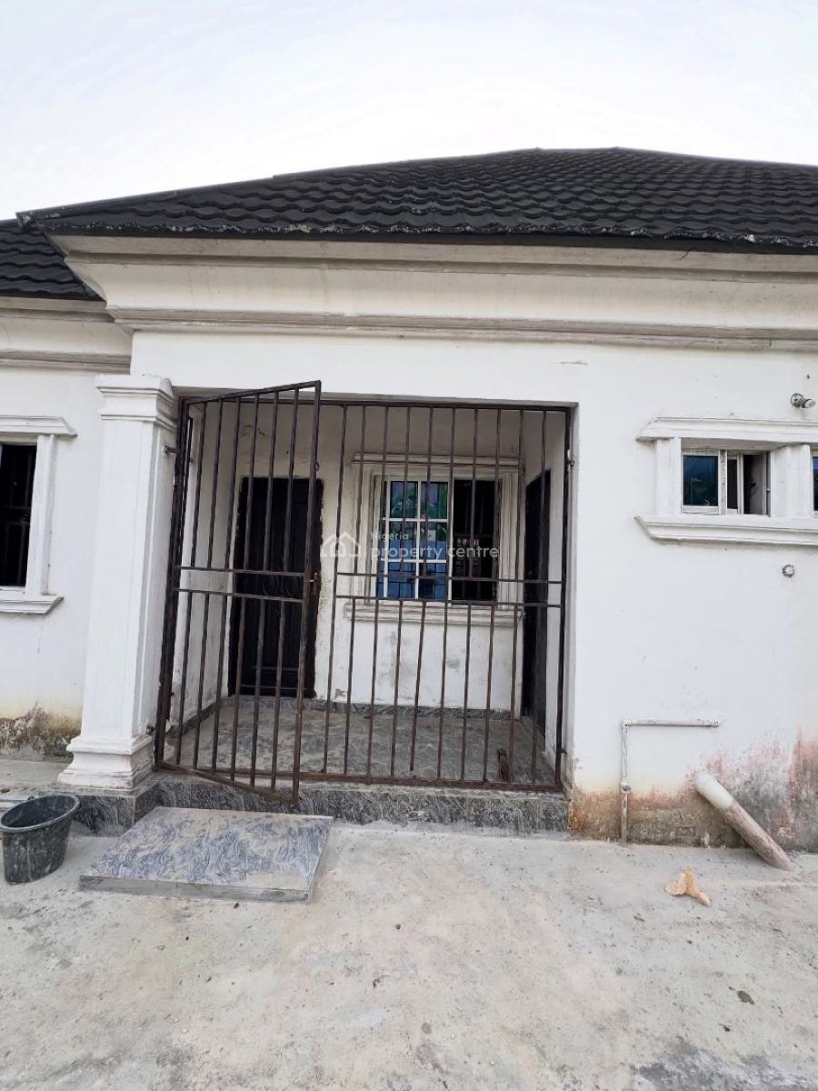 Modern Two Units  of  1 Bedroom Flat and Three (3)  Units of  Self Contain, Off Sars Road, Rumuahalu, Port Harcourt, Rivers, Semi-detached Bungalow for Sale