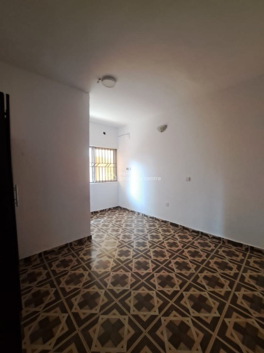 Luxury 3 Bedroom Flat Ground Floor Spaciously Built, Lekki, Lagos, Flat / Apartment for Rent