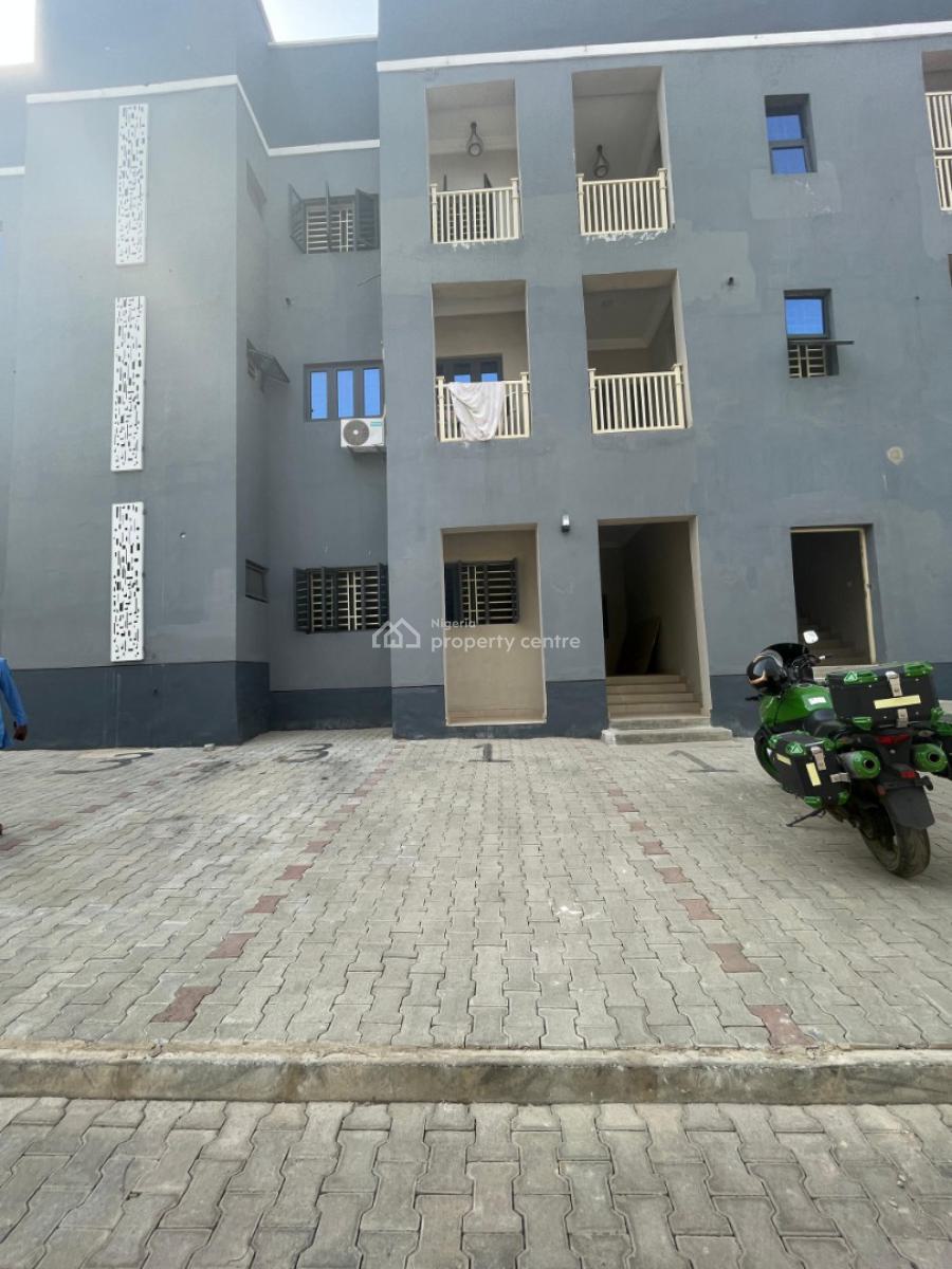 Distress 2bedroom Block of Flats in an Estate, Idu By Nizamiye, Idu Industrial, Abuja, Block of Flats for Sale