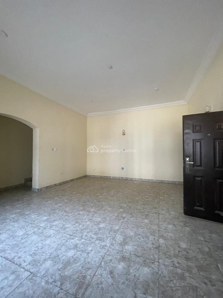 Distress 2bedroom Block of Flats in an Estate, Idu By Nizamiye, Idu Industrial, Abuja, Block of Flats for Sale