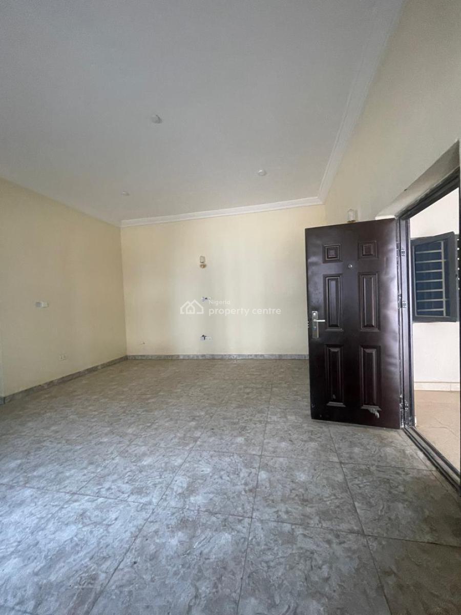 Distress 2bedroom Block of Flats in an Estate, Idu By Nizamiye, Idu Industrial, Abuja, Block of Flats for Sale