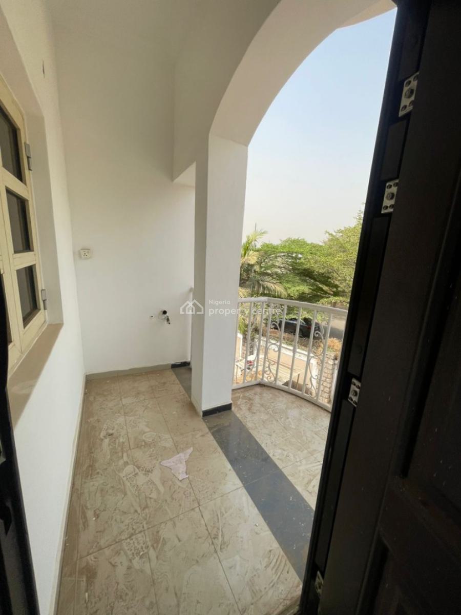 Standard 3 Bedroom Apartment with Bq, Jabi, Abuja, Flat / Apartment for Rent