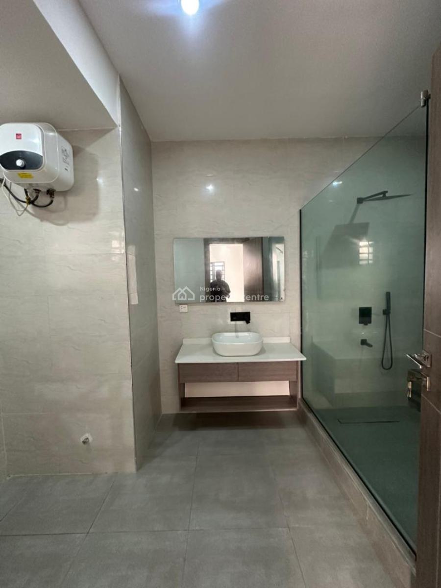 Luxury 3 Bedroom Apartment with a Bq in Excellent Facility, Lekki Phase 1, Lekki, Lagos, Flat / Apartment for Rent