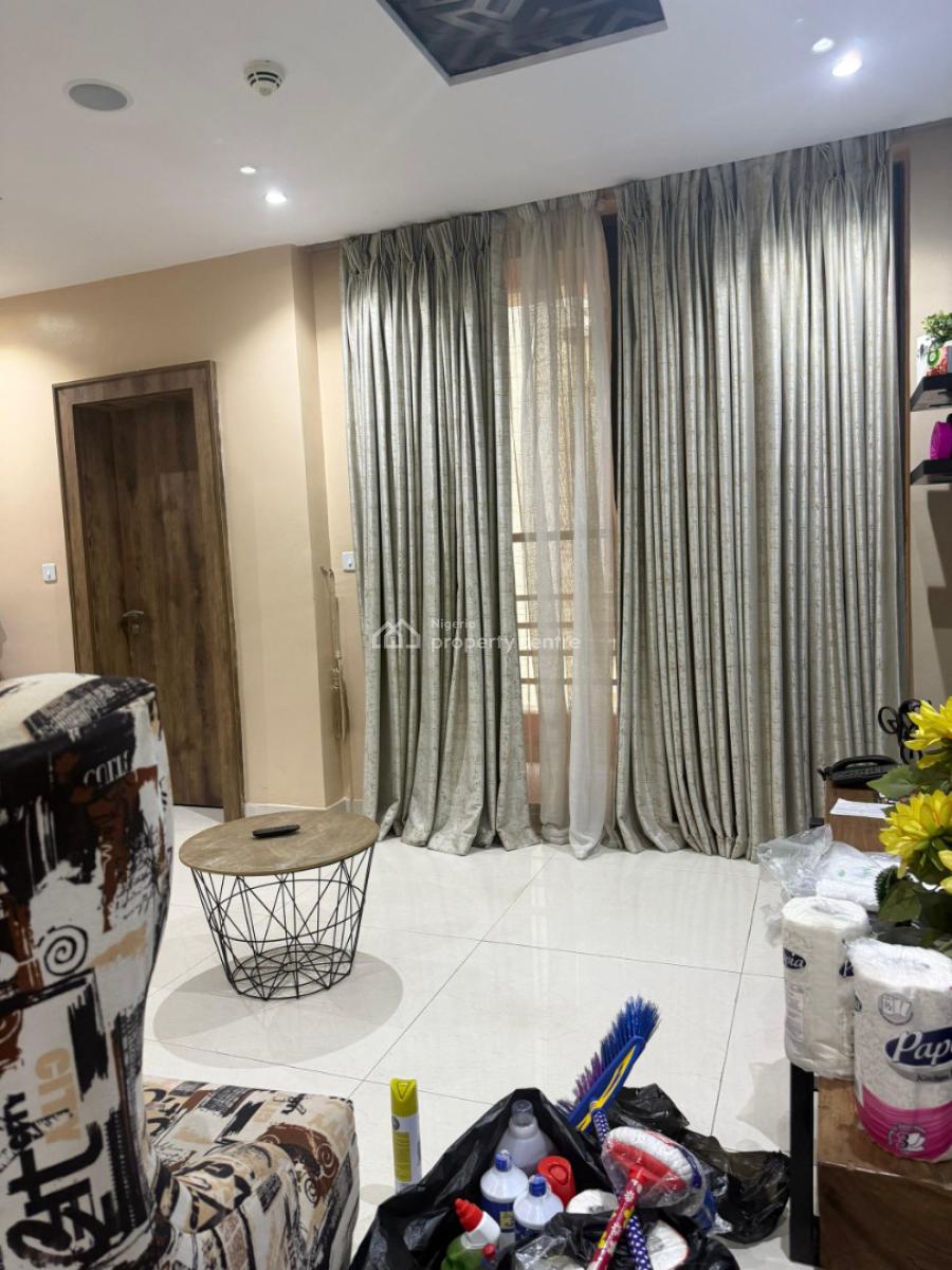 Tastefully Furnished Three Bedroom Seevice Apartment, Borno Way, Alagomeji, Yaba, Lagos, Flat / Apartment Short Let