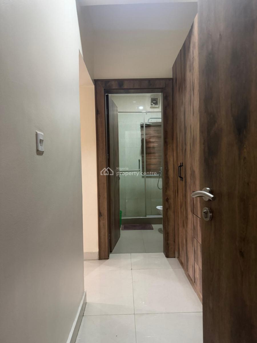 Tastefully Furnished Three Bedroom Seevice Apartment, Borno Way, Alagomeji, Yaba, Lagos, Flat / Apartment Short Let