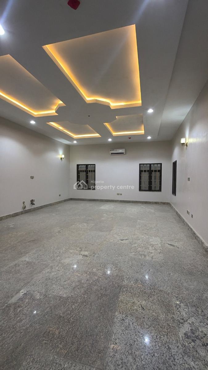 Super Executives Fully Detached  5-bedroom Duplex with 1-bedroom Bq, Guzape, Guzape District, Abuja, Detached Duplex for Rent