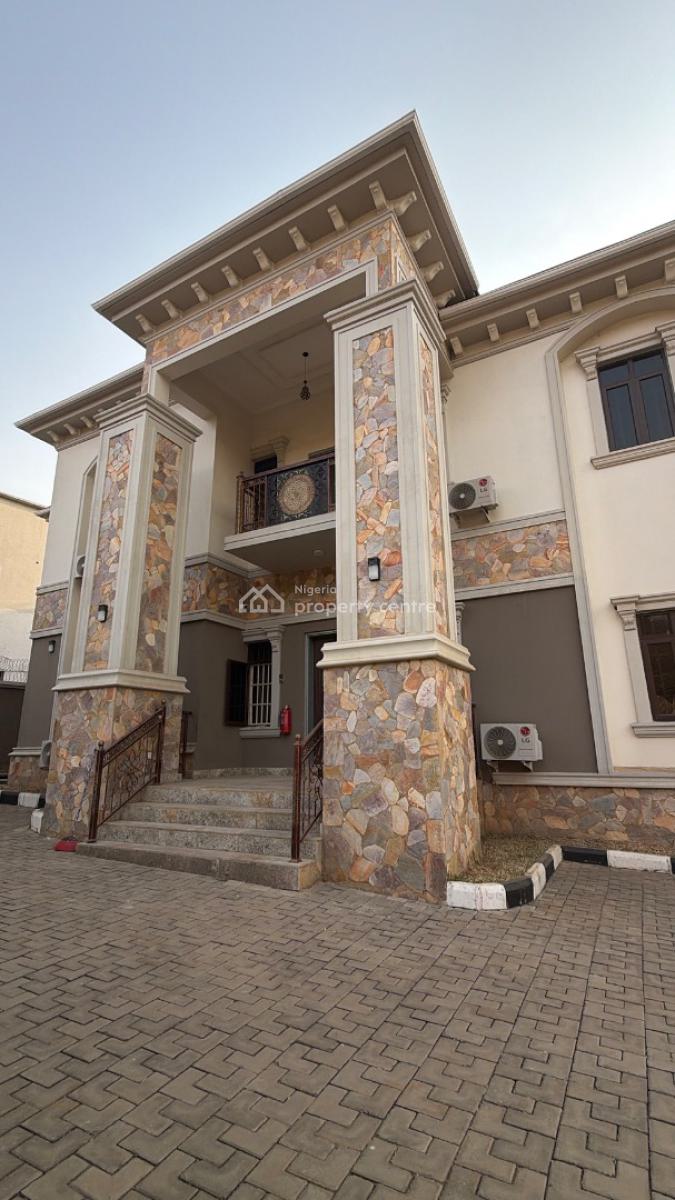 Super Executives Fully Detached  5-bedroom Duplex with 1-bedroom Bq, Guzape, Guzape District, Abuja, Detached Duplex for Rent