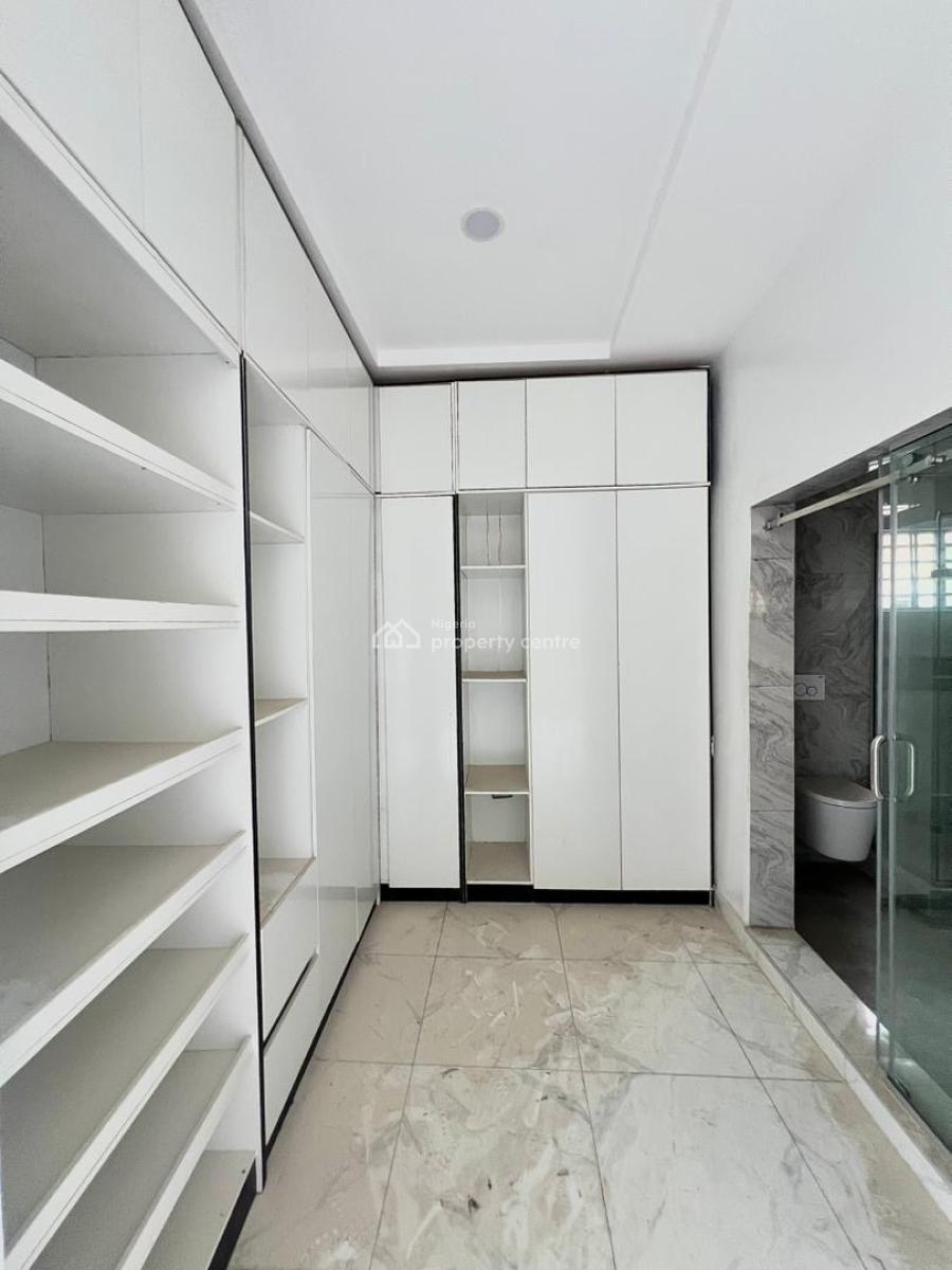 Spacious 5-bedroom Fully Detached House with Cinema Room, Ologolo, Lekki, Lagos, Detached Duplex for Sale