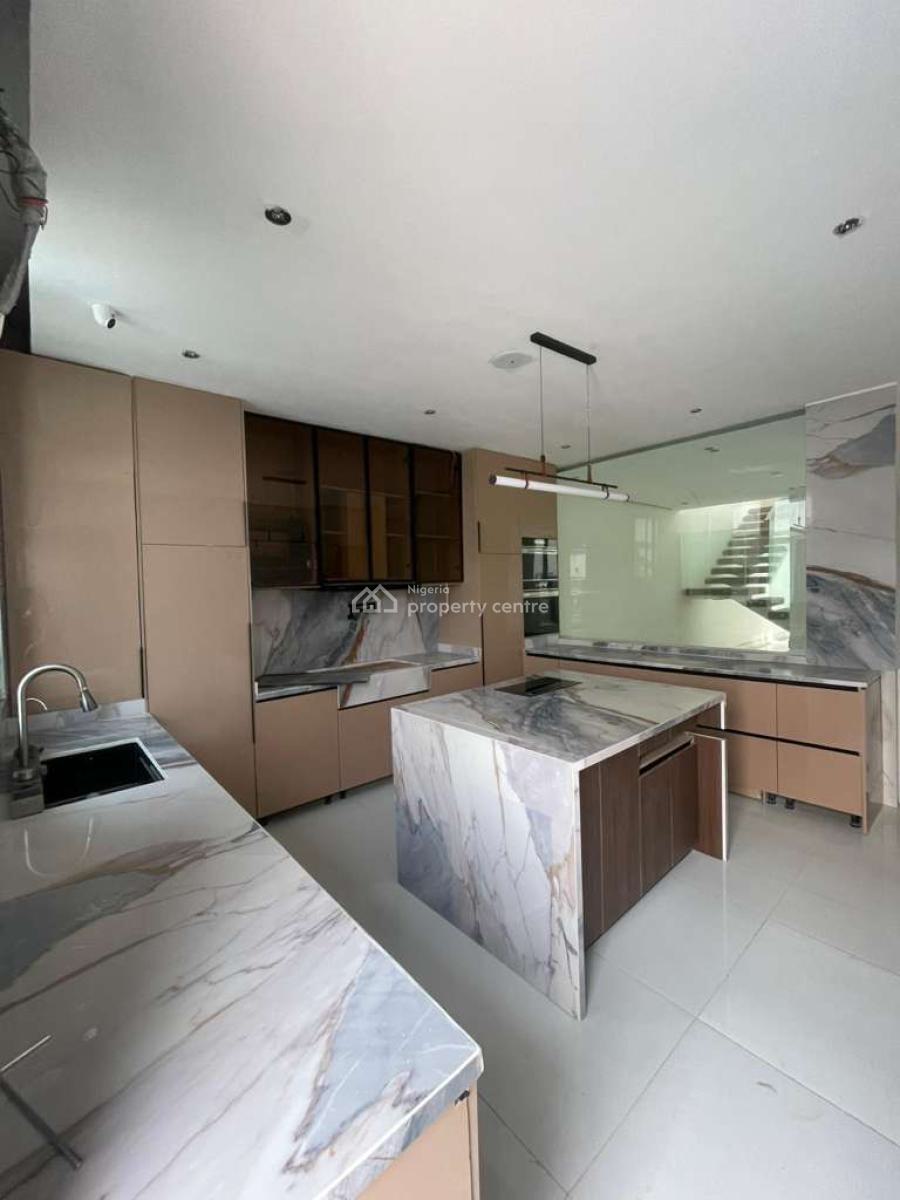 Luxury 5 Bedroom, Lekki Phase 1, Lekki, Lagos, Semi-detached Duplex for Sale