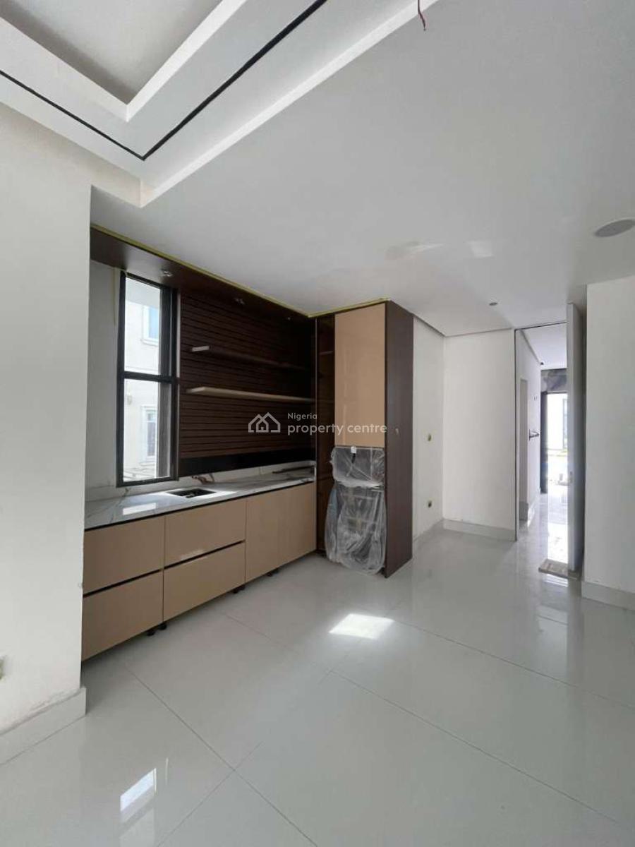Luxury 5 Bedroom, Lekki Phase 1, Lekki, Lagos, Semi-detached Duplex for Sale