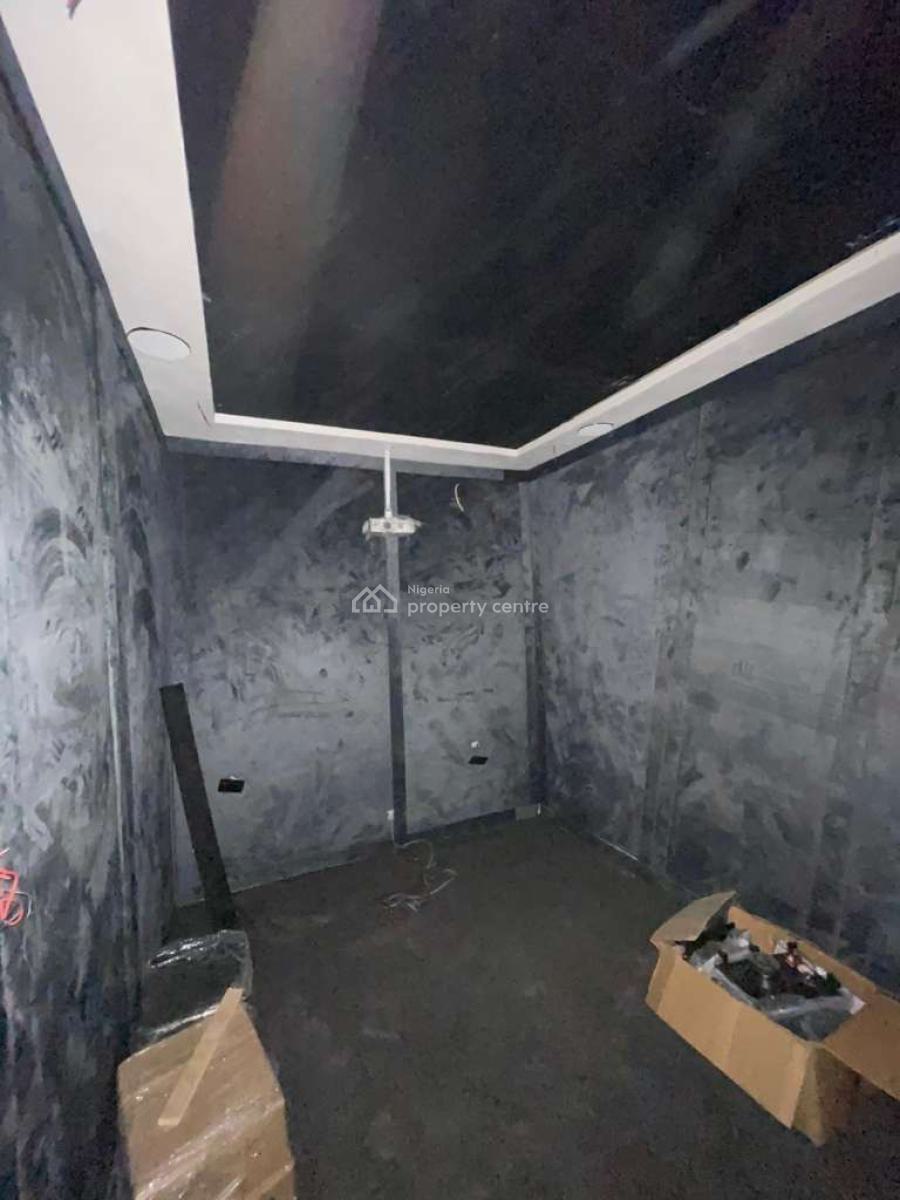 Luxury 5 Bedroom, Lekki Phase 1, Lekki, Lagos, Semi-detached Duplex for Sale