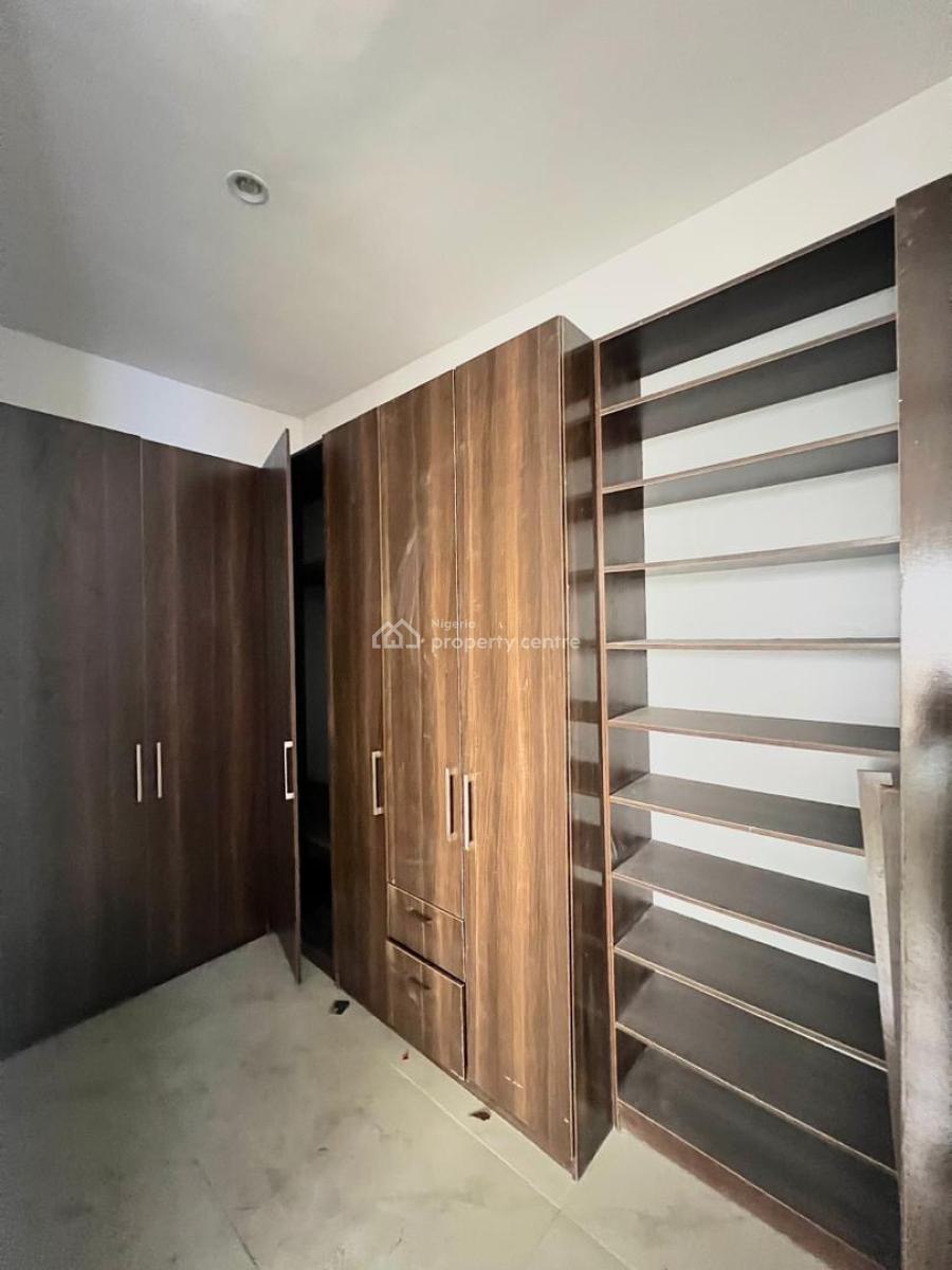 Spacious 4-bedroom Fully Detached House with Boys Quarters, Ologolo, Lekki, Lagos, Detached Duplex for Sale