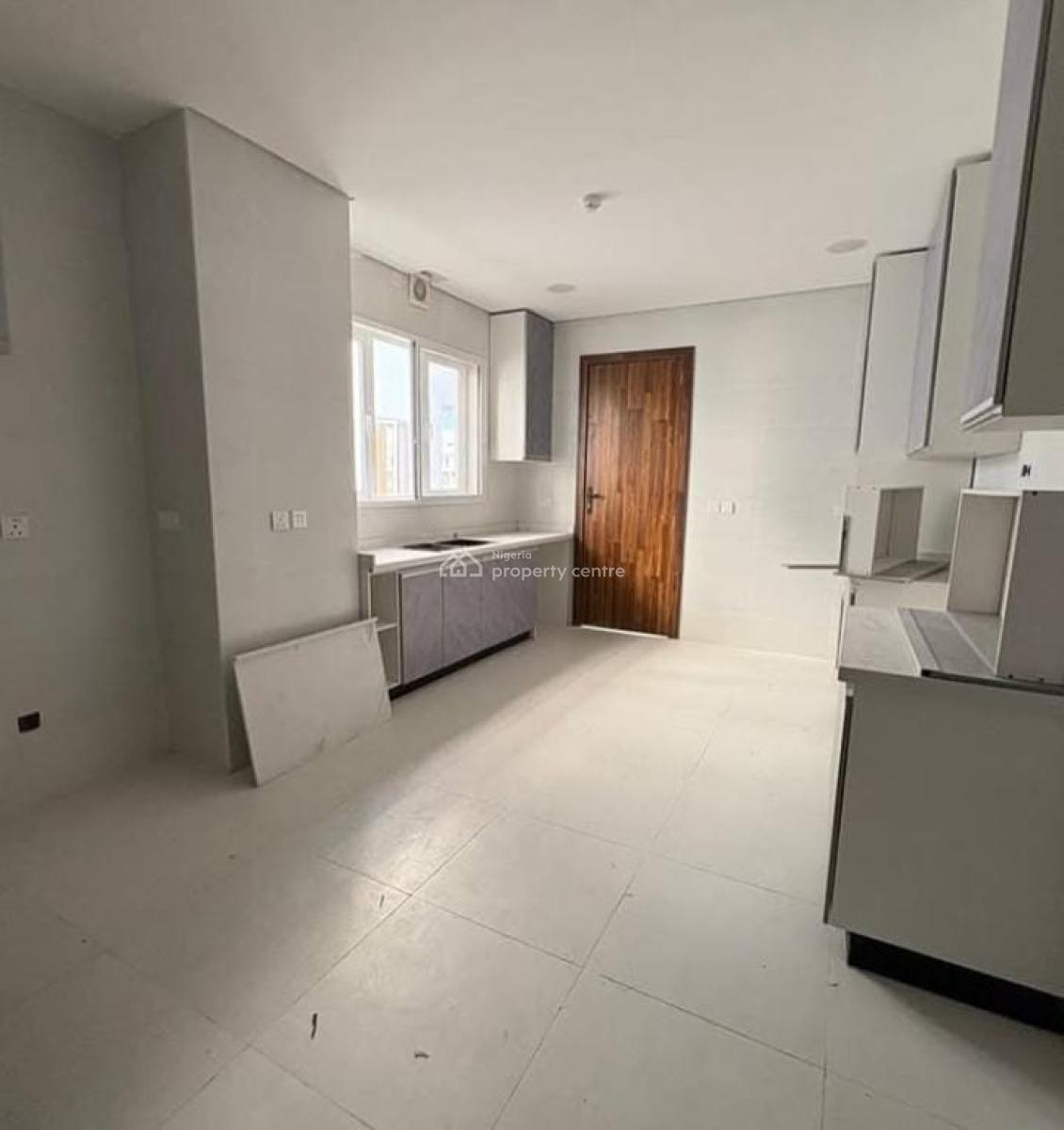 Spacious 4 Bedroom  Fully Duplex with a Bq, Chevron, Lekki, Lagos, Detached Duplex for Rent