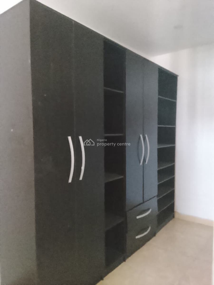 Exclusive 4 Bedroom  Terrace Duplex with Pool, Gym and a Study Room, Lekki Phase 1, Lekki, Lagos, Terraced Duplex for Rent