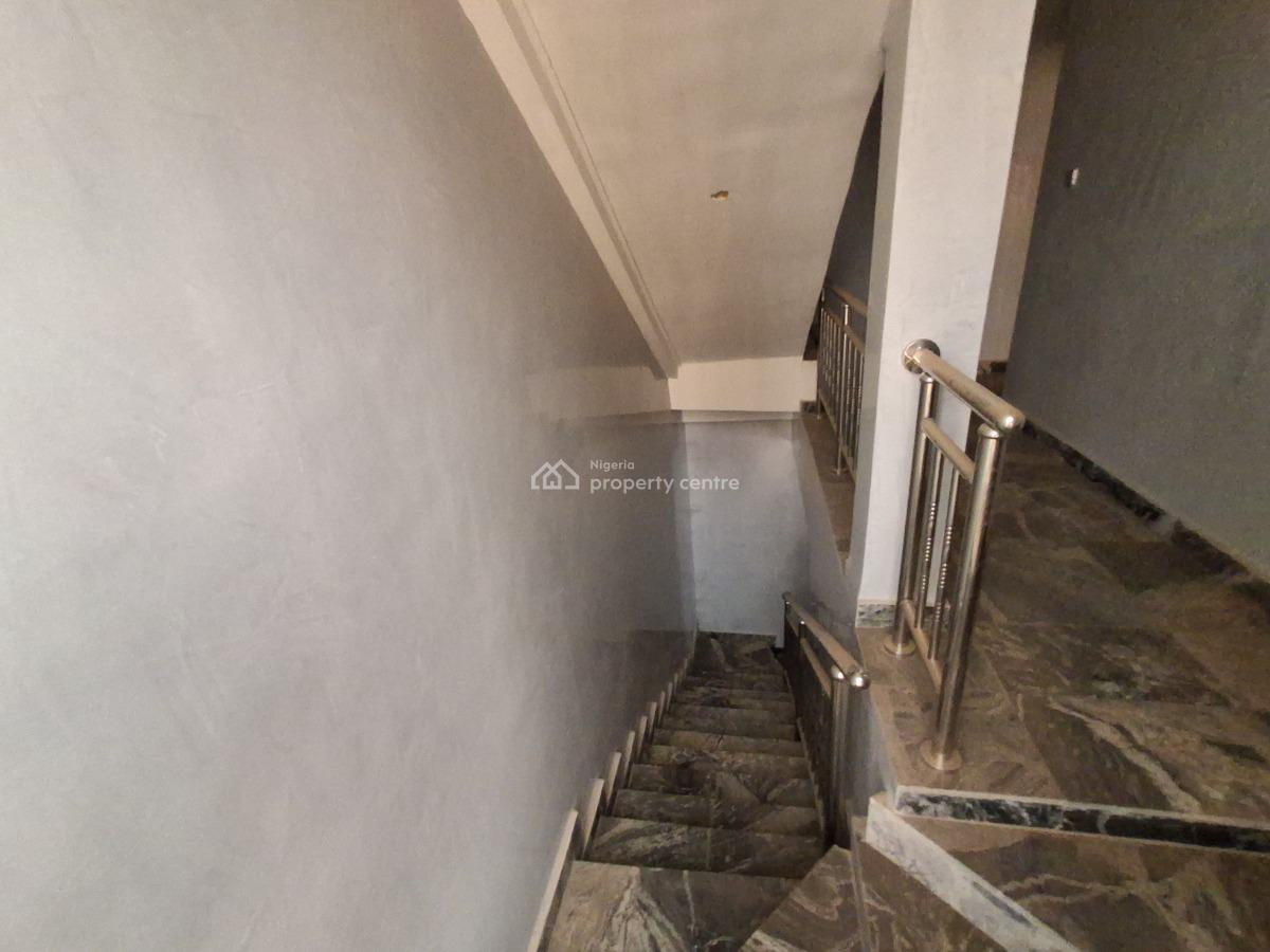 4-bedroom Terrace Triplex, Apo Dutse, Apo, Abuja, Terraced Duplex for Sale