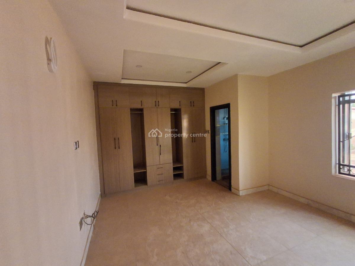 4-bedroom Terrace Triplex, Apo Dutse, Apo, Abuja, Terraced Duplex for Sale