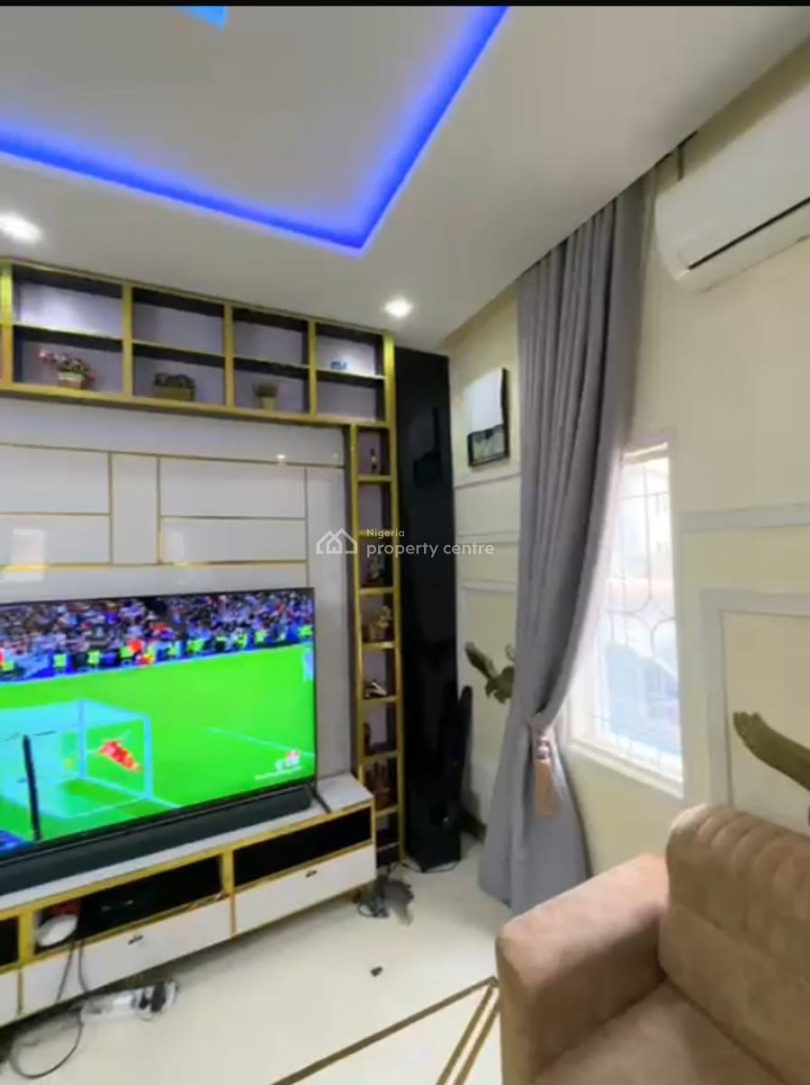 Fully Detached 4 Bedrooms Duplex with Self Contain Bq and Swimmin Pool, Airport Road, Behind Dunamis Glory Dome, Lugbe District, Abuja, Detached Duplex for Sale