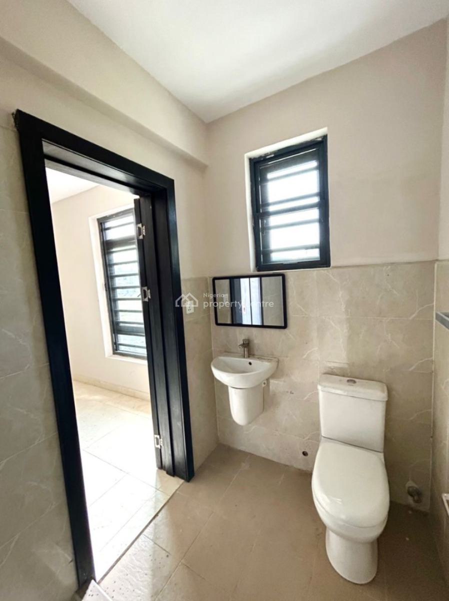 Brand New 2 Bedroom Apartment, Chevron, Lekki, Lagos, Block of Flats for Sale