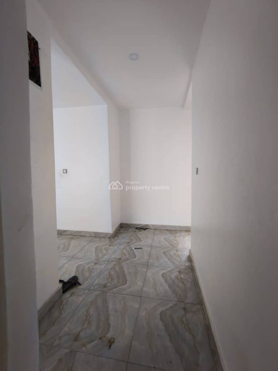 Lovely and Spacious 3bedroom Apartment ( No Bq) Its Upstairs, an Estate,new Road Igbo Efon, Igbo Efon, Lekki, Lagos, Flat / Apartment for Rent