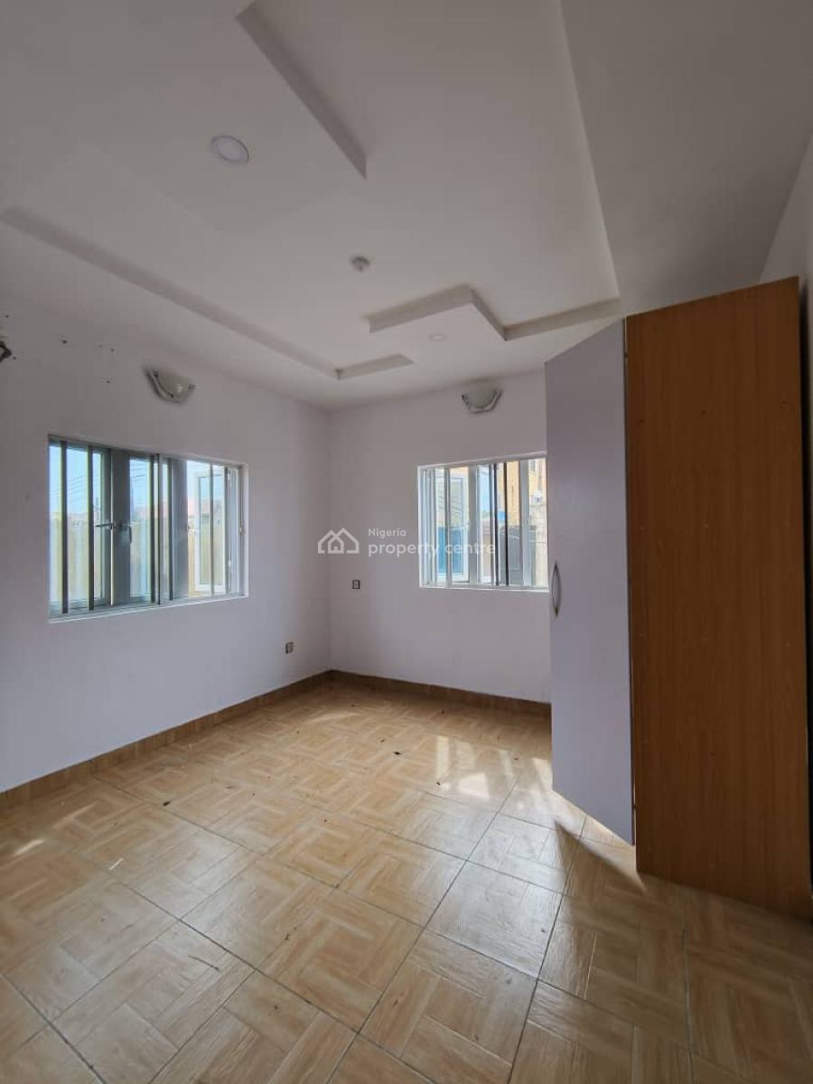 Lovely and Spacious 3bedroom Apartment ( No Bq) Its Upstairs, an Estate,new Road Igbo Efon, Igbo Efon, Lekki, Lagos, Flat / Apartment for Rent