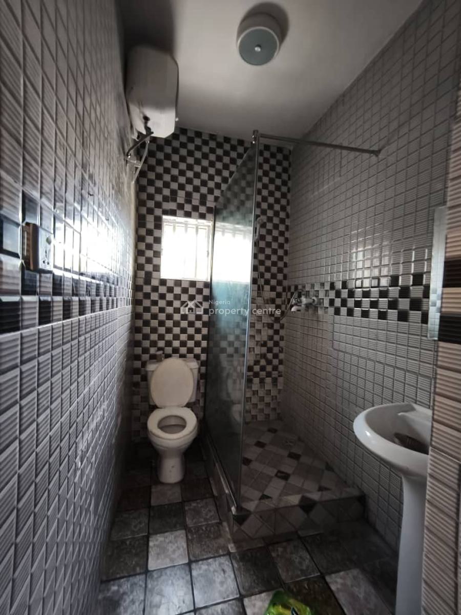 Lovely and Spacious 3bedroom Apartment ( No Bq) Its Upstairs, an Estate,new Road Igbo Efon, Igbo Efon, Lekki, Lagos, Flat / Apartment for Rent