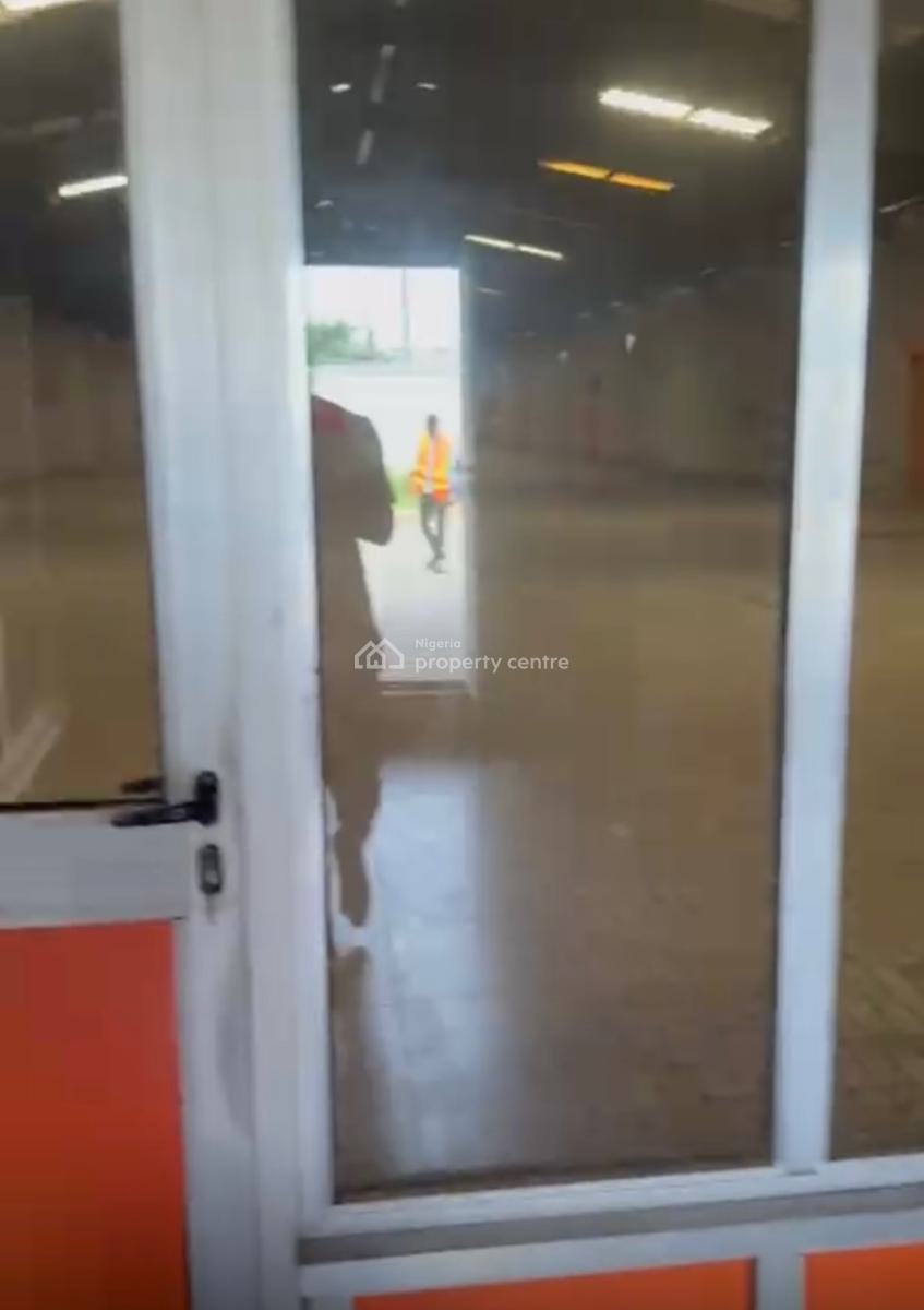 a Well Structured Self Compound 2500sqm Warehouse, Oshodi-apapa Express Way, Isolo, Lagos, Warehouse for Rent