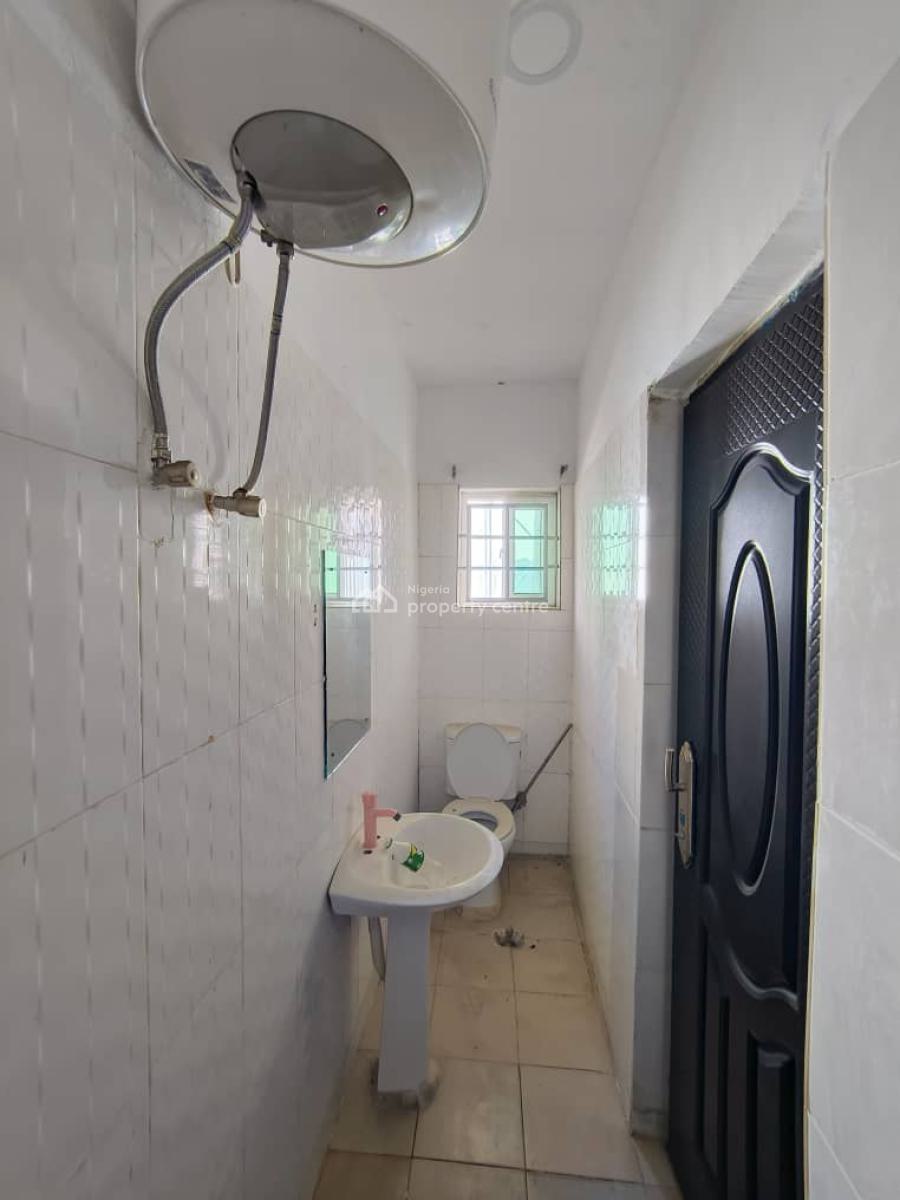 Well Maintained Spacious 4 Bedroom Semi Detached Plus Detached Bq, New Road, Ajah, Lagos, Semi-detached Duplex for Rent