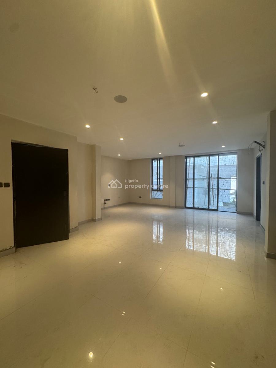 Beautifully Built 2 Bedrooms Apartment with a Gym, Elevator and Pool, Lekki Phase 1, Lekki, Lagos, Flat / Apartment for Sale