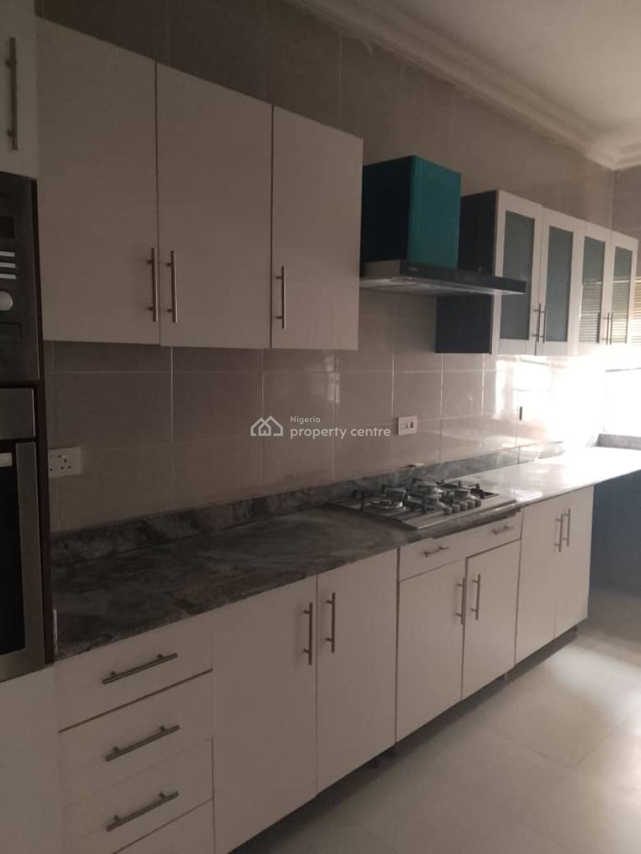 3 Bedroom Flat, Gateway Zone, Gra Phase 1, Magodo, Lagos, Flat / Apartment for Rent