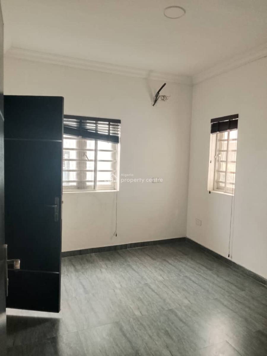 3 Bedroom Flat, Gateway Zone, Gra Phase 1, Magodo, Lagos, Flat / Apartment for Rent