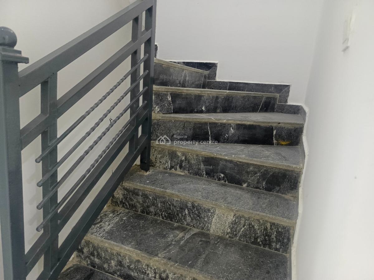 Luxury 4 Bedroom with Bq  Teracs, Guzape, Guzape District, Abuja, Flat / Apartment for Rent