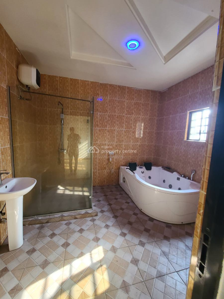 Beautiful Spacious Bedroom Flat Upstairs, Lekki Scheme 2 Estate Abraham Adesanya Ajah Lekki Lagos, Ajiwe, Ajah, Lagos, Flat / Apartment for Rent