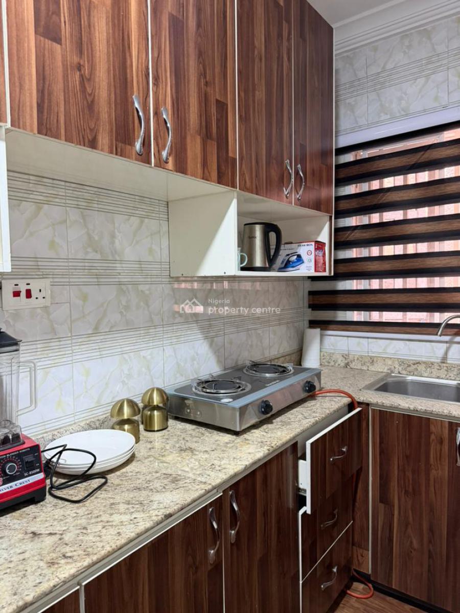 1 Bedroom Apartmemt, Adzope Crescent, Wuse 2, Abuja, Mini Flat (room and Parlour) Short Let