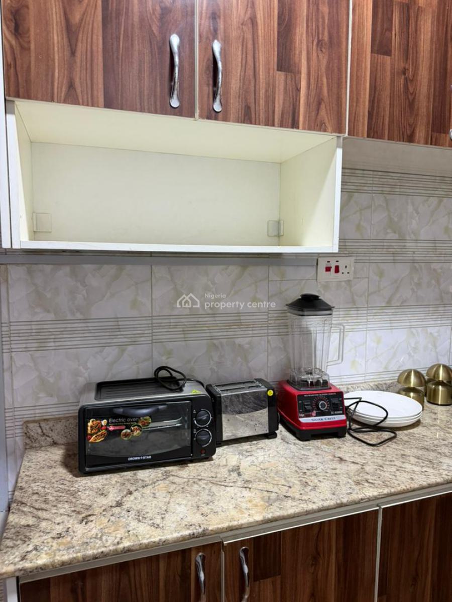 1 Bedroom Apartmemt, Adzope Crescent, Wuse 2, Abuja, Mini Flat (room and Parlour) Short Let