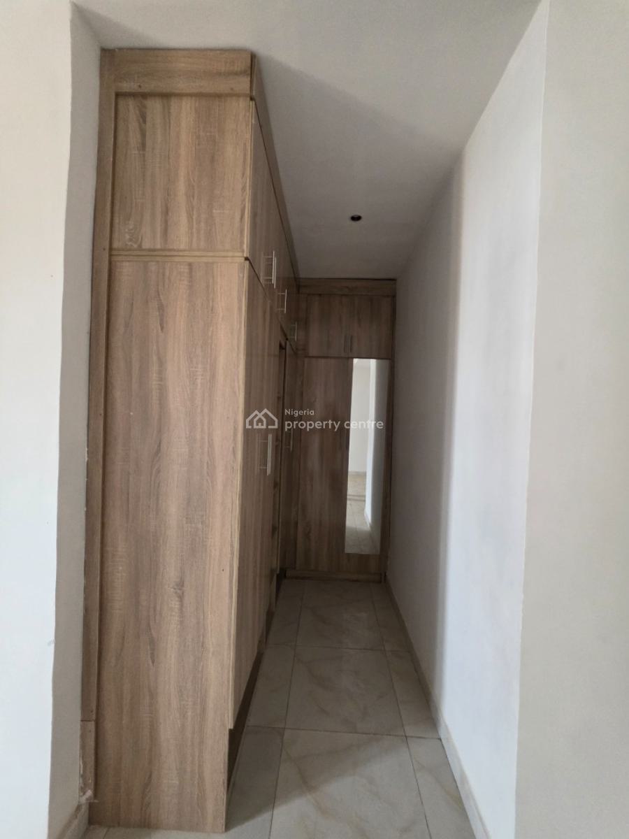 Affordable 4 Bedroom Terrace Duplex with Bq, Guzape District, Abuja, Terraced Duplex for Sale