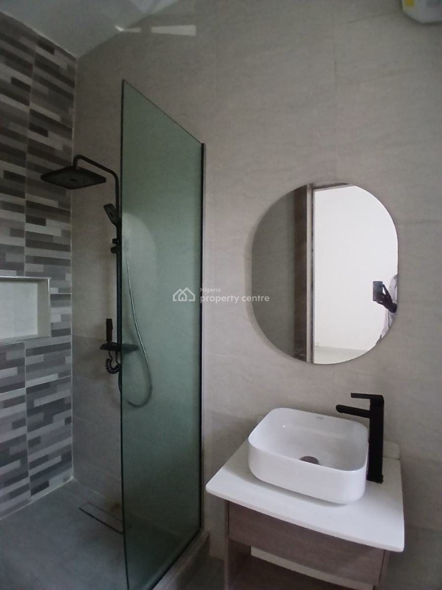 Tastefully Finished and Newly Built and Serviced with 24/7 Power Suppl, Lekki Phase 1, Lekki, Lagos, Flat / Apartment for Sale